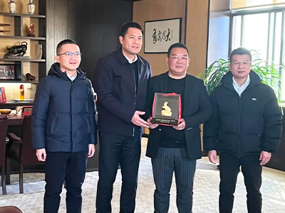 新春慰問送祝福｜永興街道張文書記帶隊赴良工閥門集團走訪慰問